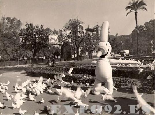 Curro en la Plaza de América.JJ