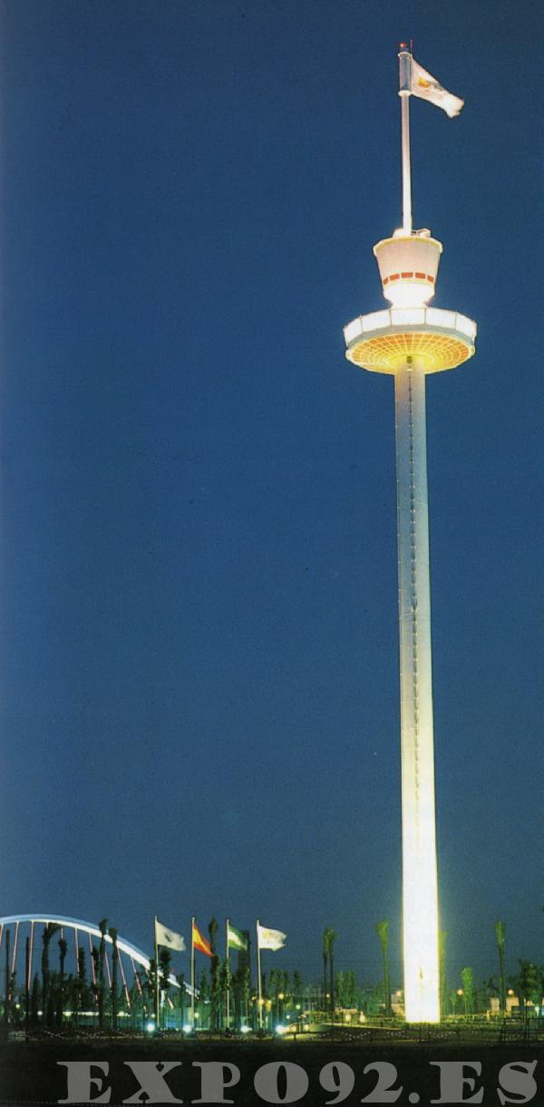 Torre Mirador iluminada