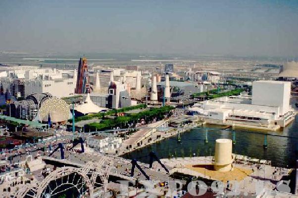 Vista del recinto de Expo 92 desde el teleférico.